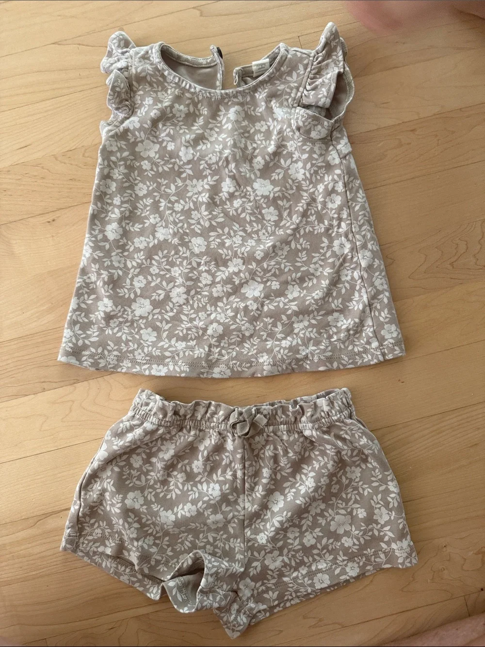 Toddler Floral Ruffle  Set - Beige White